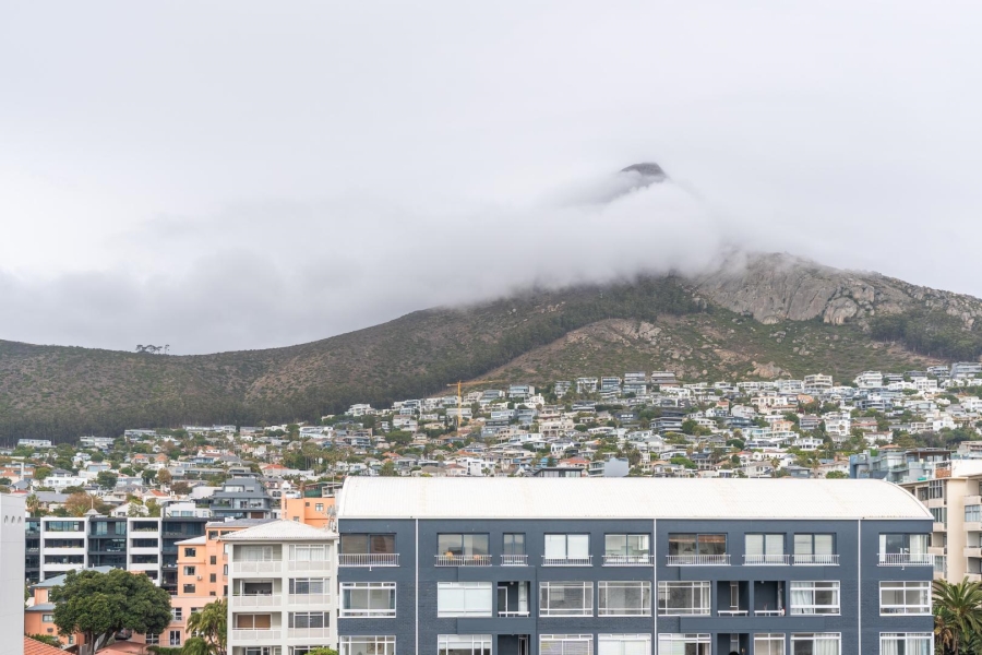 3 Bedroom Property for Sale in Sea Point Western Cape